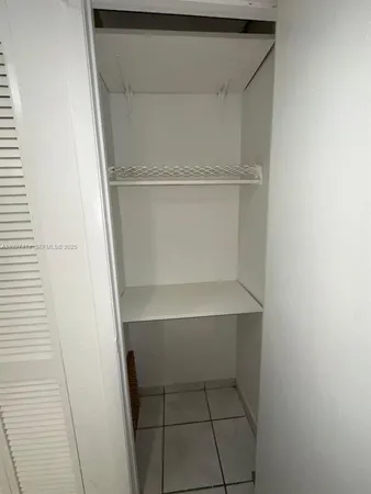 $1,950 | 5665 West 20th Avenue, Unit 308, Hialeah, FL 33012