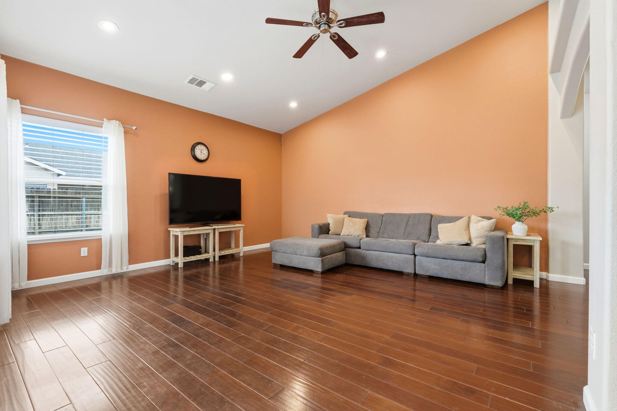 1497 Persimmon Street Lemoore, CA 93245 - Photo 11 of 51