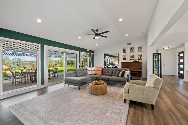 $1,250,000 | 8155 Hubbard Road, Auburn, CA 95602