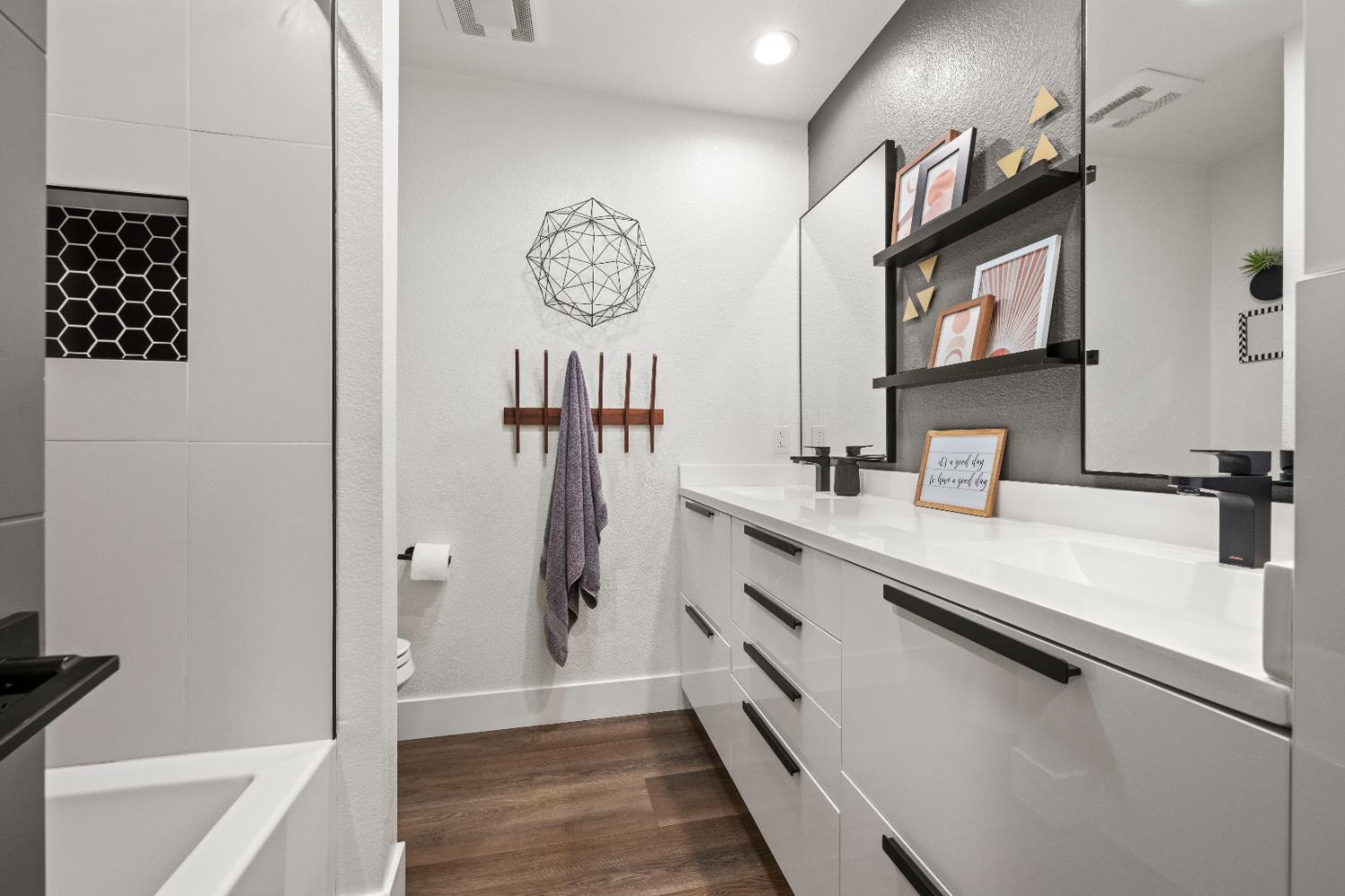 8155 Hubbard Road Auburn, CA 95602 - Photo 25 of 74