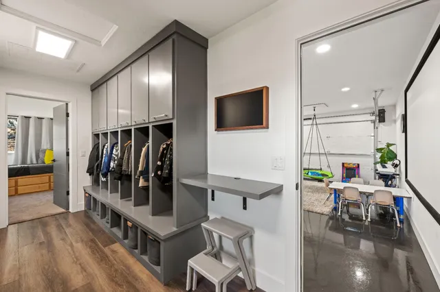 $1,250,000 | 8155 Hubbard Road, Auburn, CA 95602