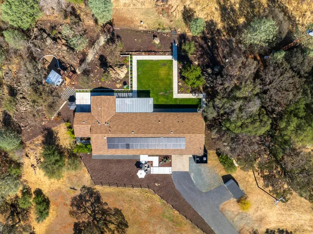 $1,250,000 | 8155 Hubbard Road, Auburn, CA 95602