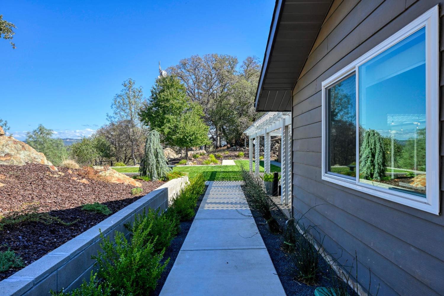 8155 Hubbard Road Auburn, CA 95602 - Photo 59 of 74