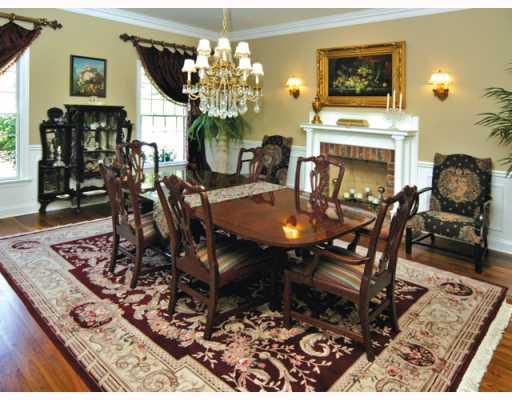 198 Hill Place Road Venetia, PA 15367 - Photo 6 of 18 Dining Room.