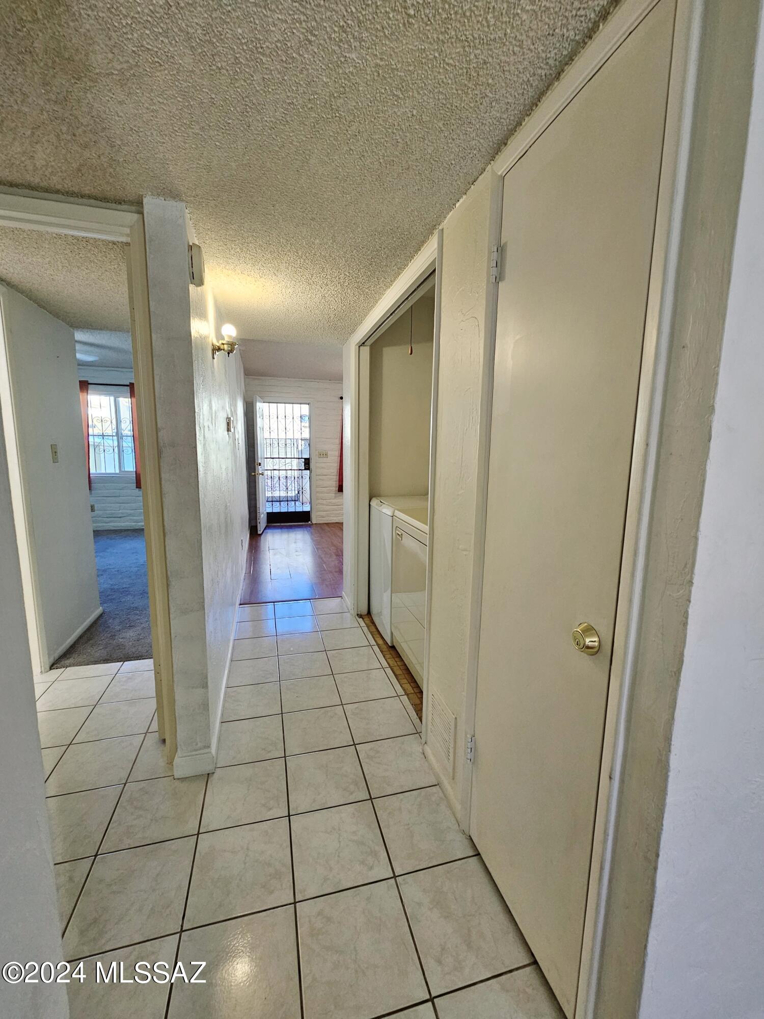 810 South Kolb Road, Unit 63 Tucson, AZ 85710 - Photo 6 of 37 Gallery Image 6