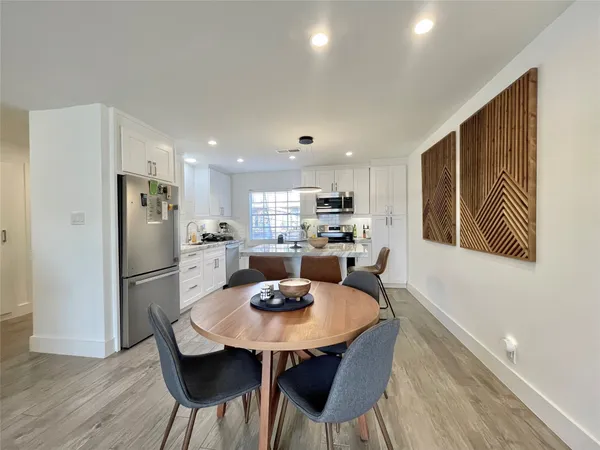 $2,695 | 1801 Huldy Street, Unit 18C, Houston, TX 77019