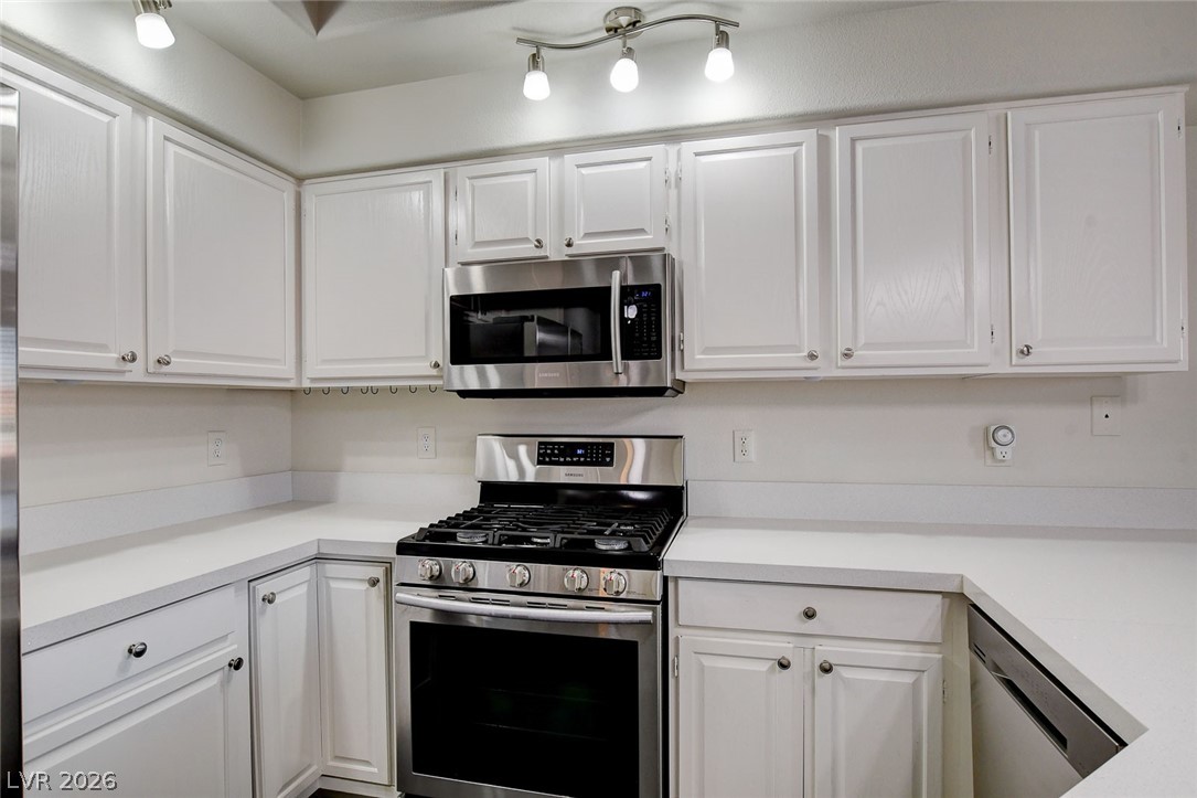 337 Manti Place, Unit 271 Henderson, NV 89014 - Photo 17 of 33