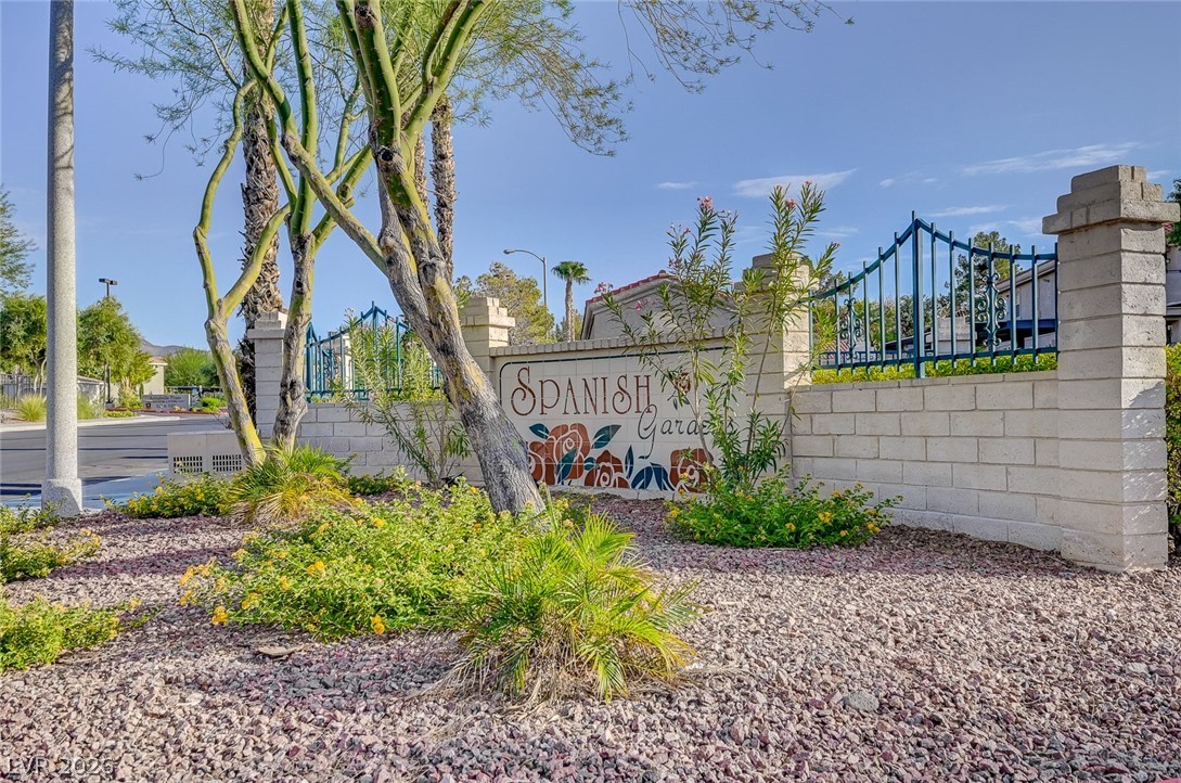 337 Manti Place, Unit 271 Henderson, NV 89014 - Photo 2 of 33 Spanish Gardens - Desert Linn Condos