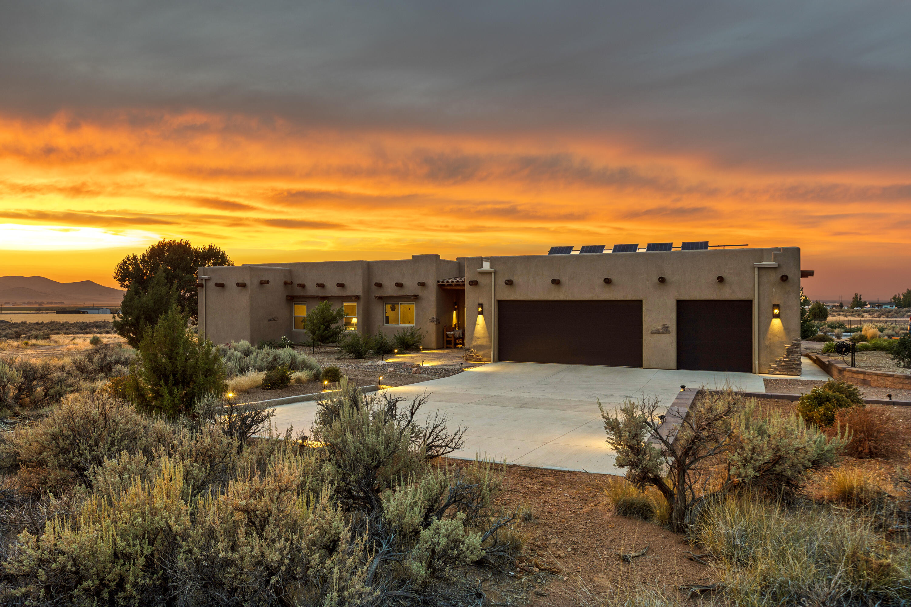2925 Juniper Road Enterprise, UT 84725 - Photo 1 of 56 001. Dusk