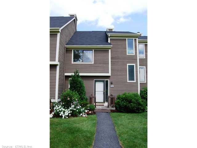 25 Reed Court, Unit 25 Bloomfield, CT 06002 - Photo 1 of 1 Exterior Front.