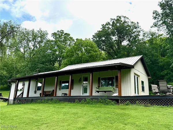 $335,000 | 1550 Swift Road, Waterford, OH 45786