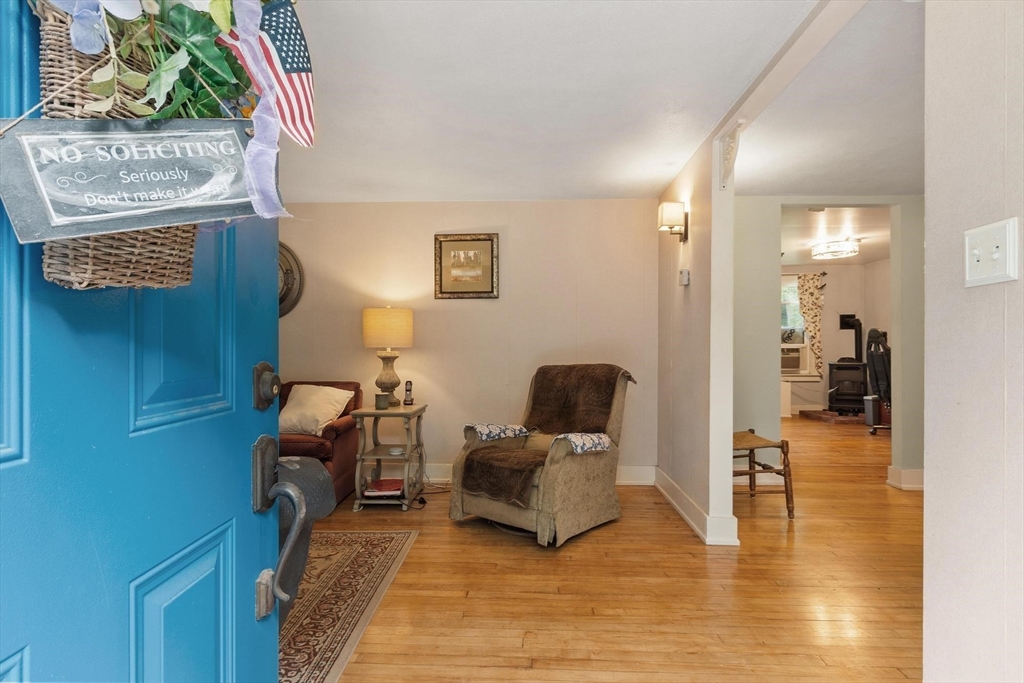 366 Allen Road Belchertown, MA 01007 - Photo 4 of 41 Gallery Image 4