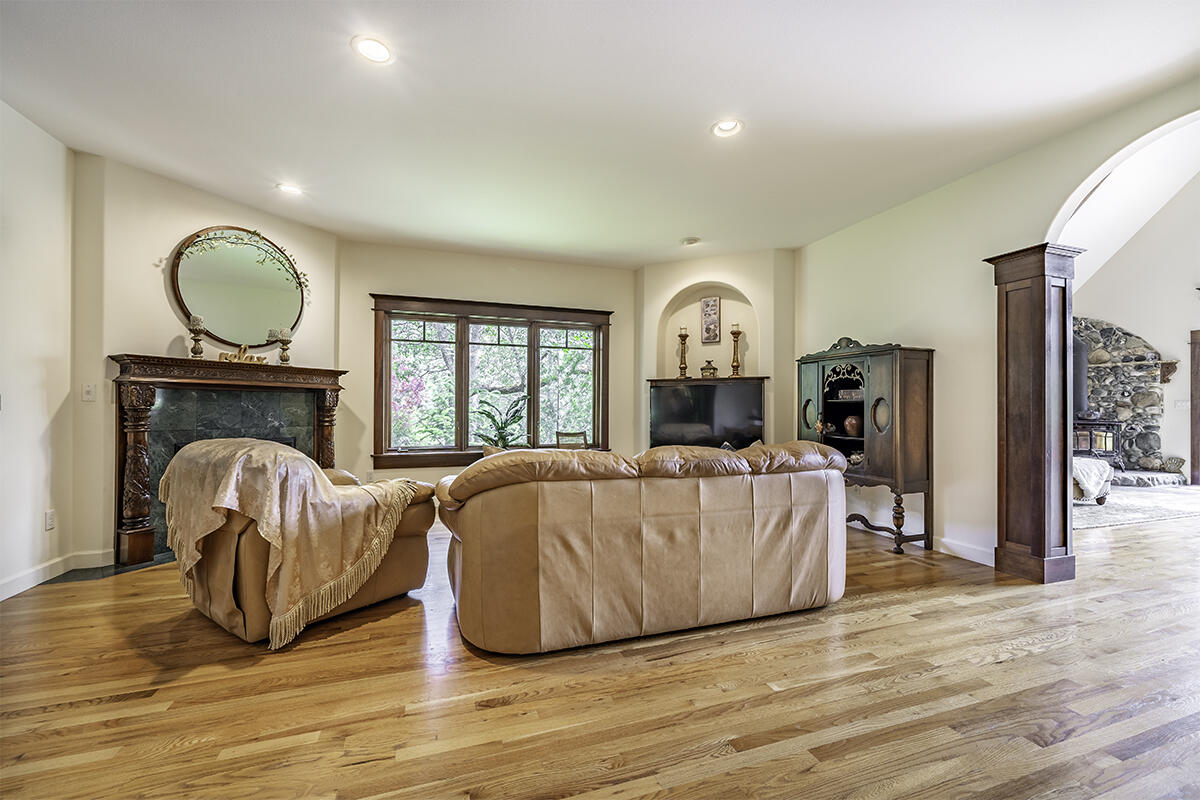 16000 North Applegate Road Grants Pass, OR 97527 - Photo 34 of 61 DSC00747-HDR