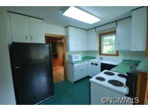 186 Elm Bend Road Brevard, NC 28712 - Photo 6 of 22 Gallery Image 6