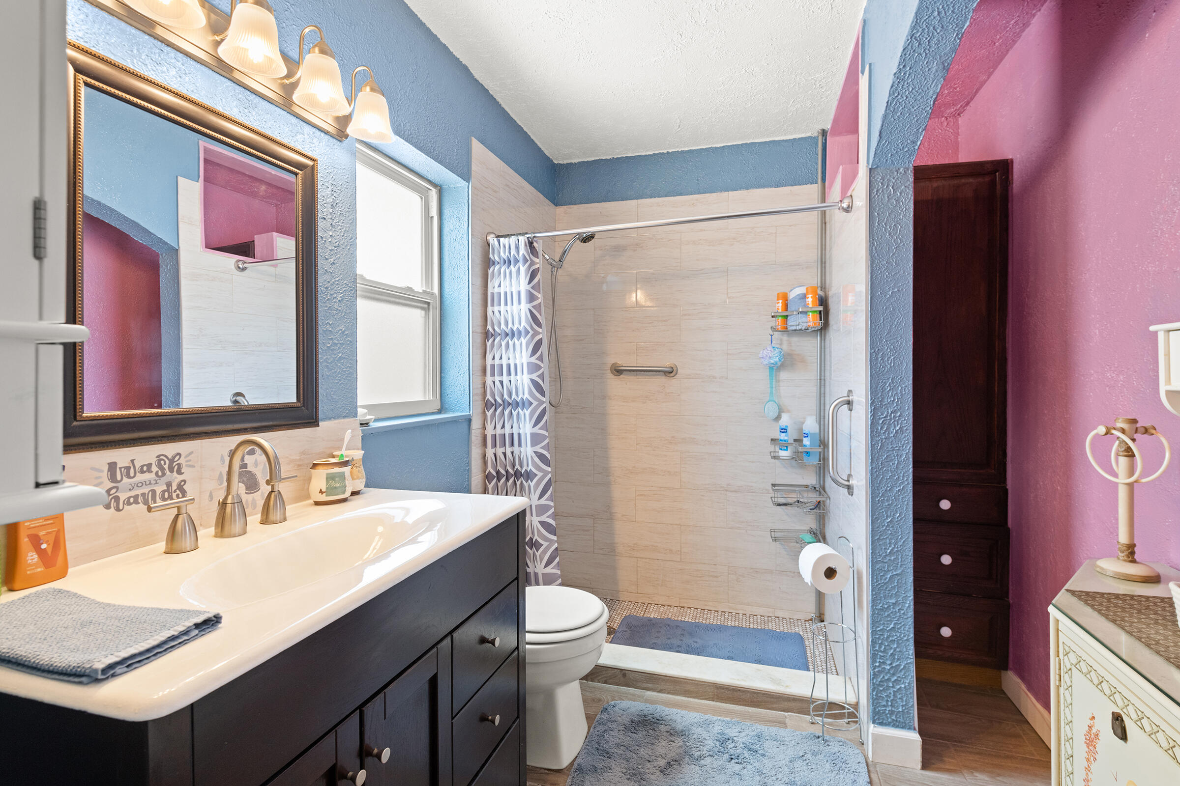 4431 Southeast Village Road Stuart, FL 34997 - Photo 14 of 24 Primary Bathroom