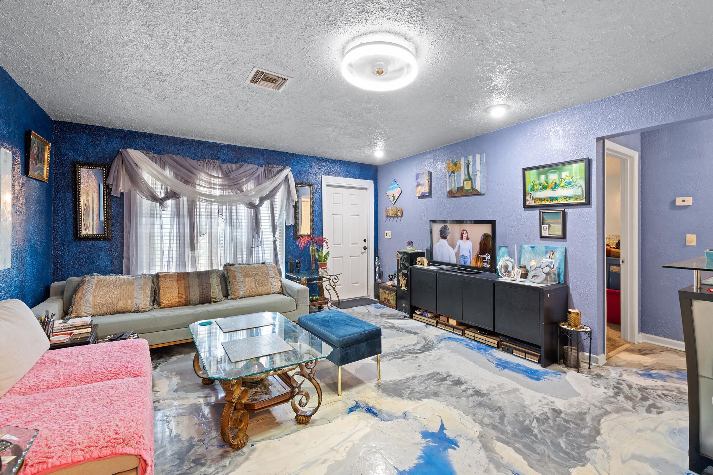 4431 Southeast Village Road Stuart, FL 34997 - Photo 7 of 24 Living Room