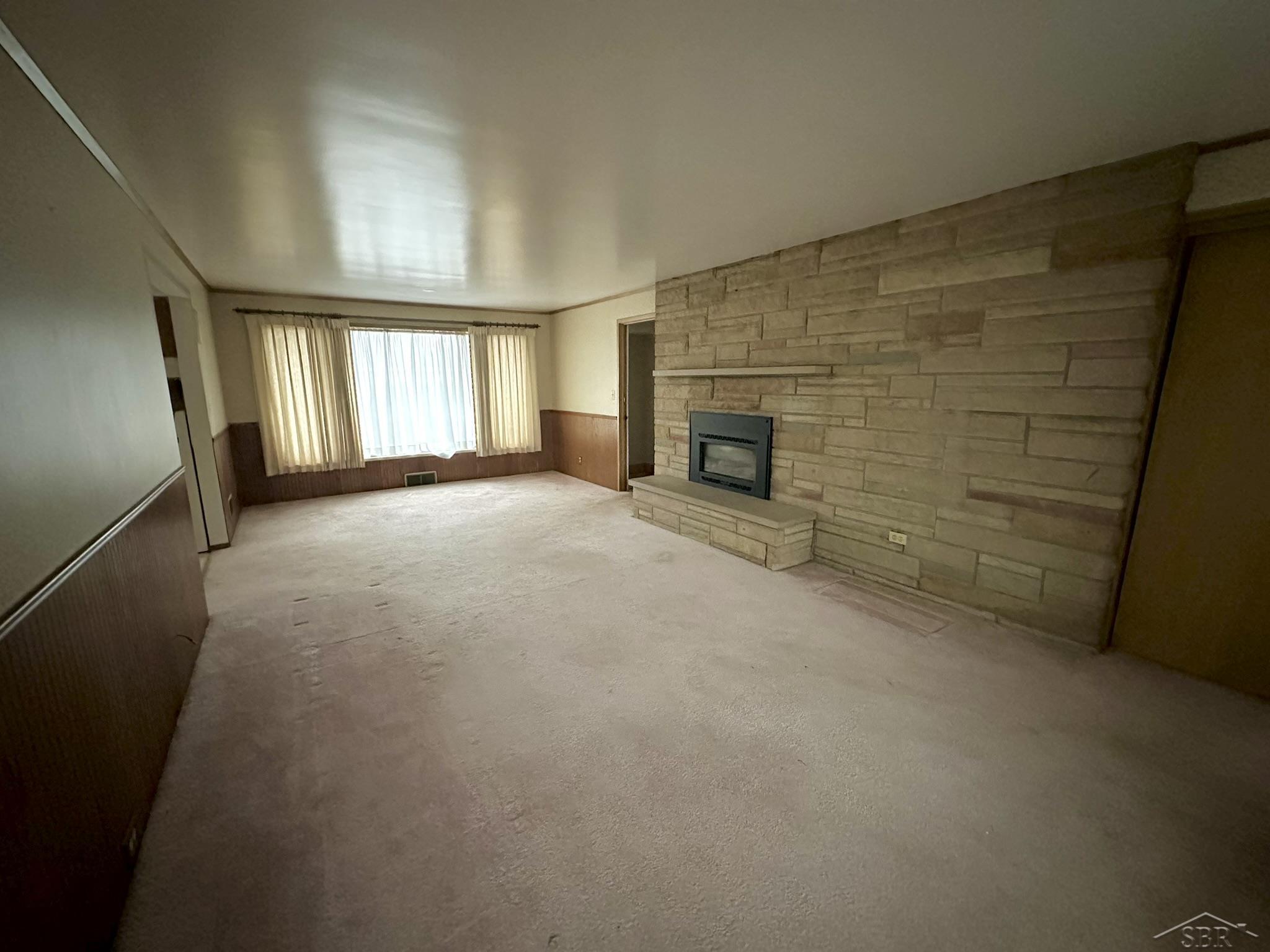 76 Cedar Drive Bay City, MI 48708 - Photo 2 of 19