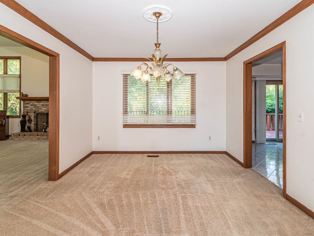 1004 Bembridge Drive Rochester Hills, MI 48307 - Photo 16 of 47