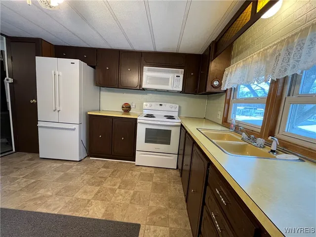 $32,500 | 19 Lakewood Village, Shelby, NY 14103