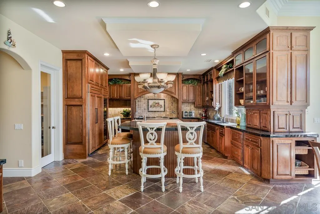 13752 Paseo Valle Alto Poway, CA 92064 - Photo 34 of 73