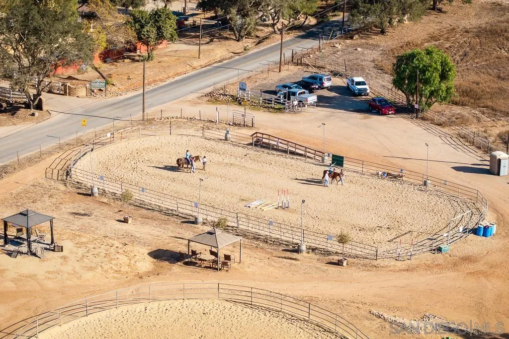 13752 Paseo Valle Alto Poway, CA 92064 - Photo 71 of 73