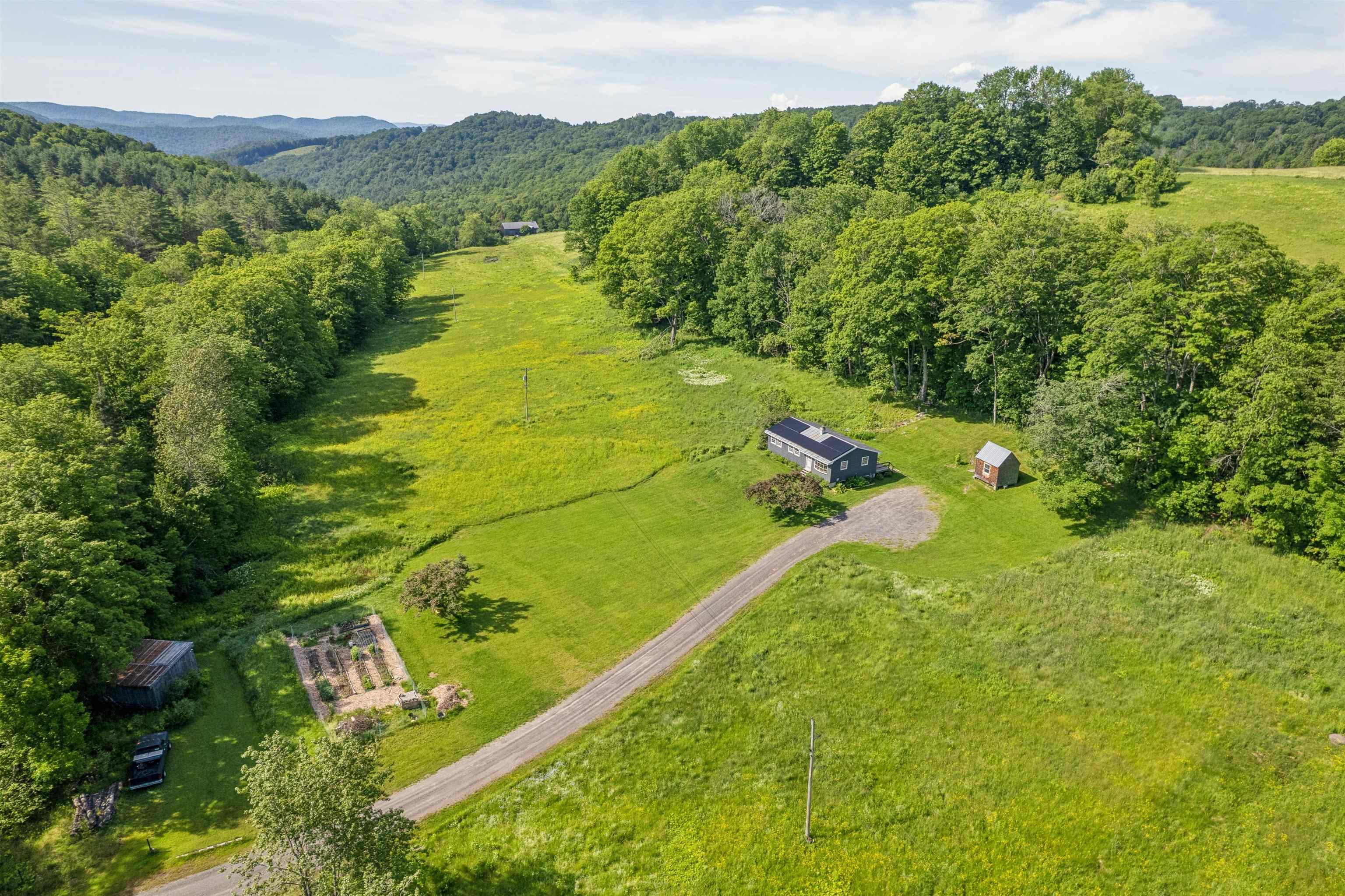 169 Whitney Hill Road Tunbridge, VT 05077 - Photo 28 of 30