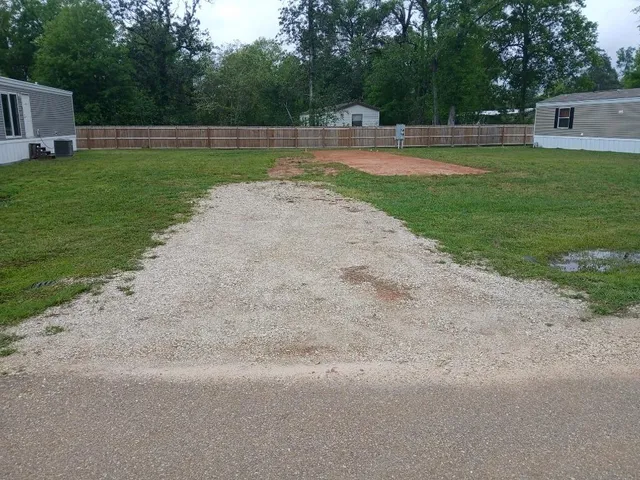 $350 | 44299 Country Creek Lane, Hammond, LA 70403