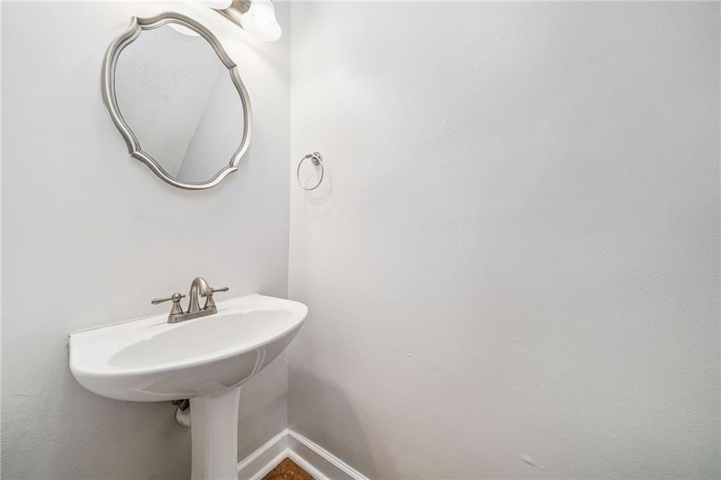 1265 Whitestone Ridge Alpharetta, GA 30005 - Photo 15 of 49