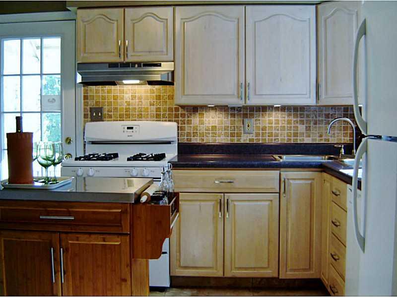 2942 McCully Road Allison Park, PA 15101 - Photo 3 of 21 Kitchen.