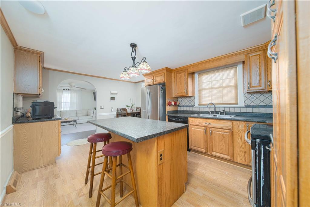 5890 Norman Drive Northeast Rural Hall, NC 27045 - Photo 6 of 32