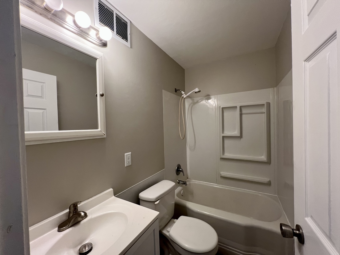 32 James Road Rantoul, IL 61866 - Photo 20 of 25 Gallery Image 20