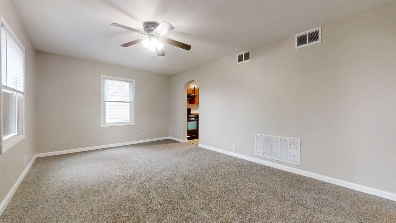 32 James Road Rantoul, IL 61866 - Photo 4 of 25 Gallery Image 4