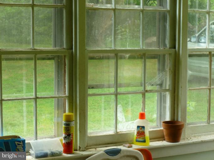 3233 Distillery Road Linden, VA 22642 - Photo 15 of 19 Dining Room