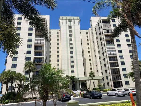 $4,500 | 3820 Gulf Boulevard, Unit 808, St. Pete Beach, FL 33706