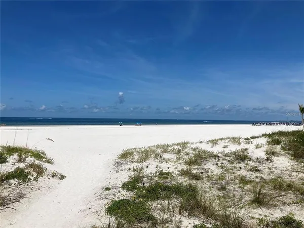 $4,500 | 3820 Gulf Boulevard, Unit 808, St. Pete Beach, FL 33706