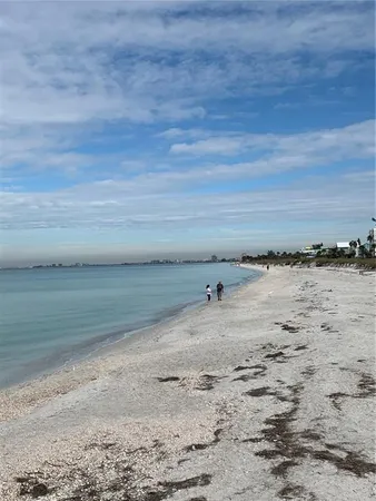 $4,500 | 3820 Gulf Boulevard, Unit 808, St. Pete Beach, FL 33706