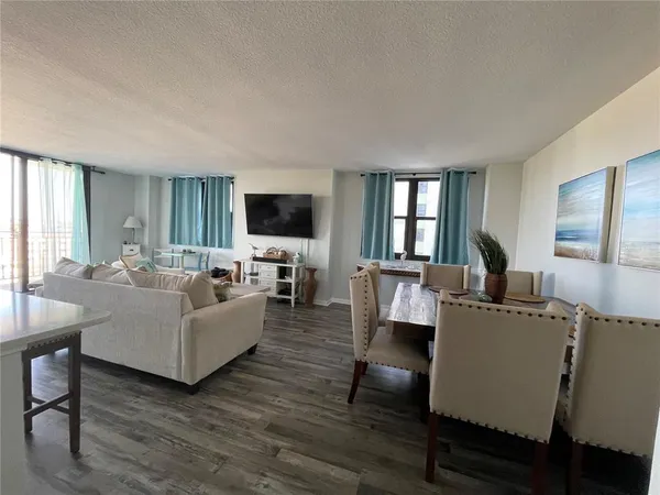 $4,500 | 3820 Gulf Boulevard, Unit 808, St. Pete Beach, FL 33706