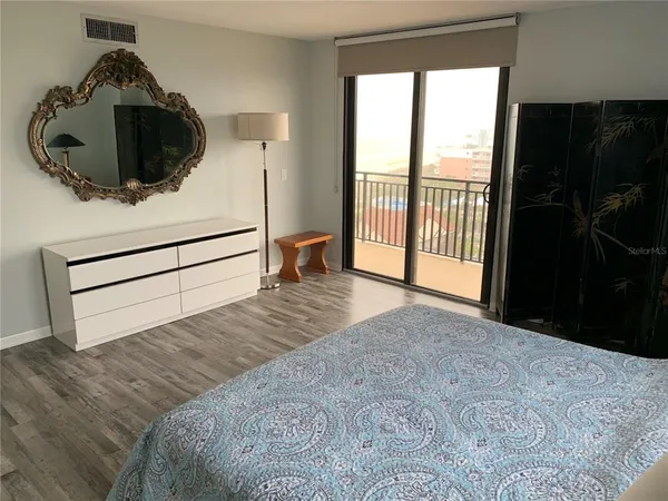 $4,500 | 3820 Gulf Boulevard, Unit 808, St. Pete Beach, FL 33706