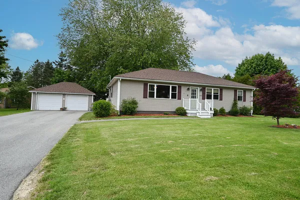 $369,000 | 1128 Chase Road, Veazie, ME 04401