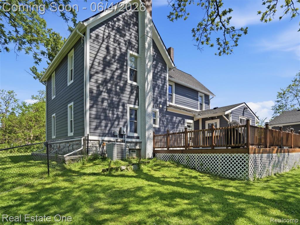 879 North Hacker Road Howell, MI 48843 - Photo 49 of 54