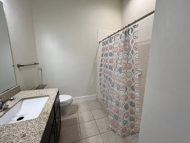 $1,690 | 2400 Louis Henna Boulevard, Unit 301, Round Rock, TX 78664