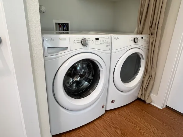 $1,590 | 2400 Louis Henna Boulevard, Unit 301, Round Rock, TX 78664