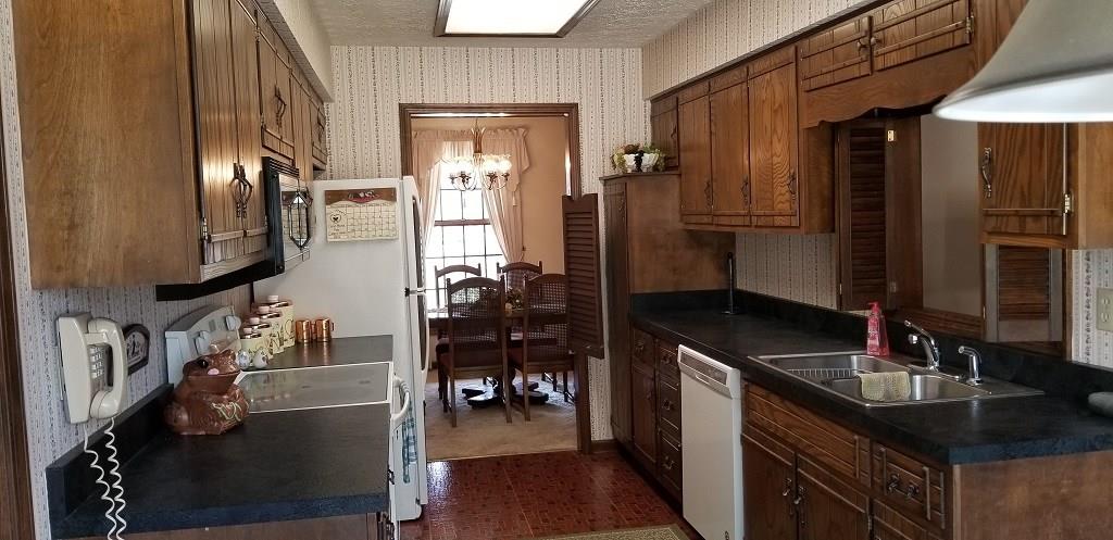 8817 Rocky Ridge Road Indianapolis, IN 46217 - Photo 9 of 10 Gallery Image 9