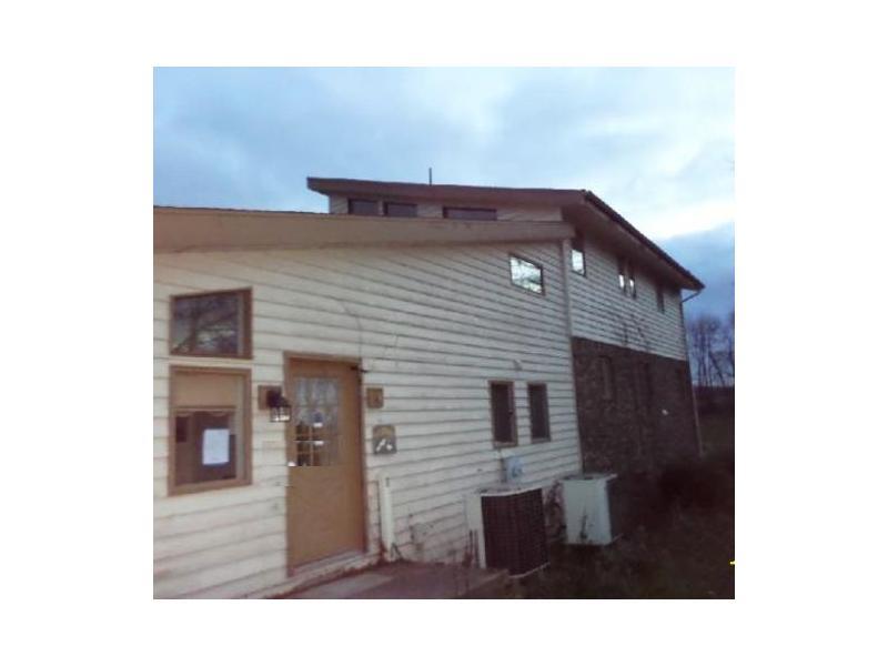 190 Meadow Spring Road Greensburg, PA 15601 - Photo 1 of 1 Exterior Front.