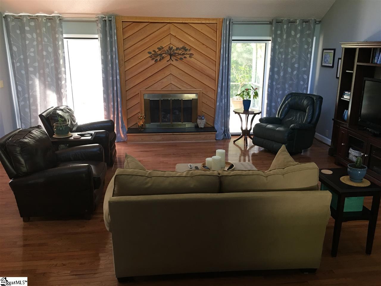 61 Lawrence Avenue Fountain Inn, SC 29644 - Photo 8 of 30 Gallery Image 8