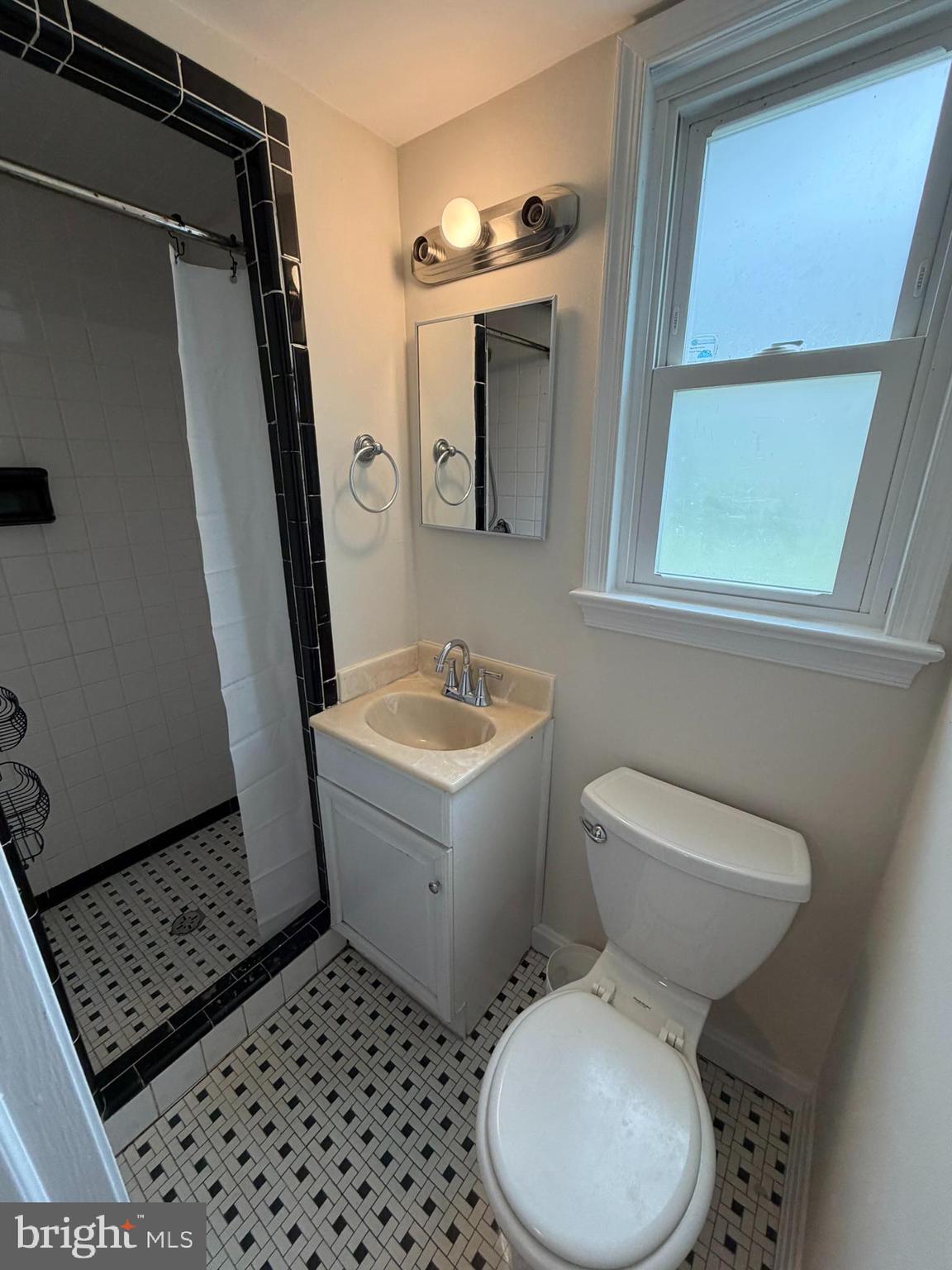 2923 Fairhill Road Fairfax, VA 22031 - Photo 42 of 63 Lower Level Bathroom 5