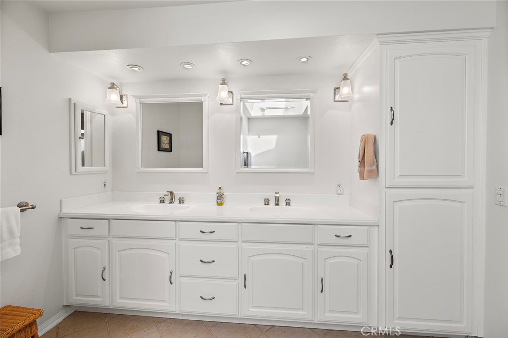 23323 El Greco Mission Viejo, CA 92692 - Photo 21 of 63 Remodeled primary bathroom