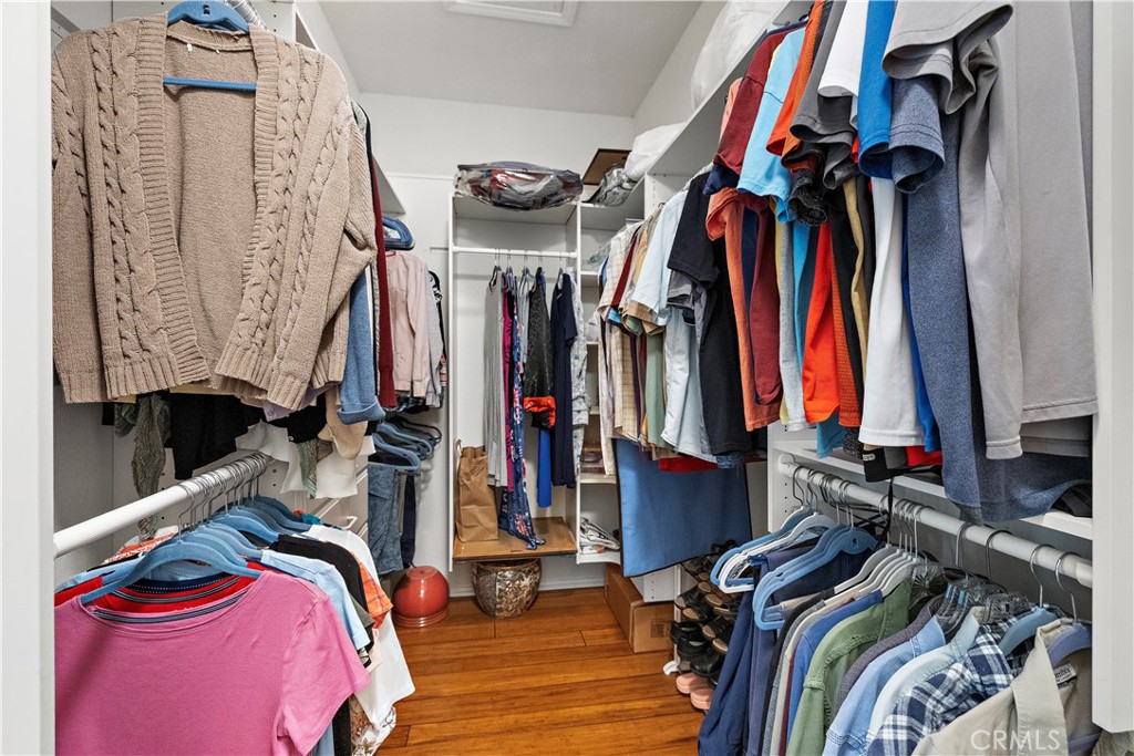 23323 El Greco Mission Viejo, CA 92692 - Photo 24 of 63 Enlarged walk-in closet