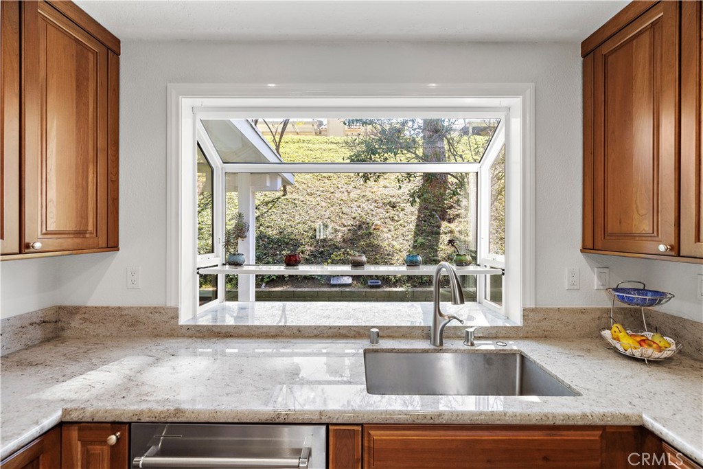 23323 El Greco Mission Viejo, CA 92692 - Photo 6 of 63