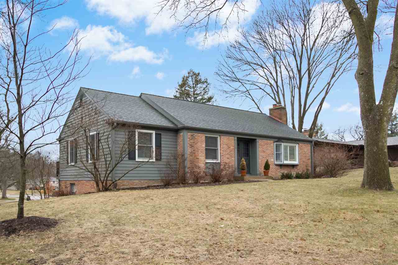 1925 Ridgeway Drive Iowa City, IA 52245 - Photo 2 of 28 Gallery Image 2